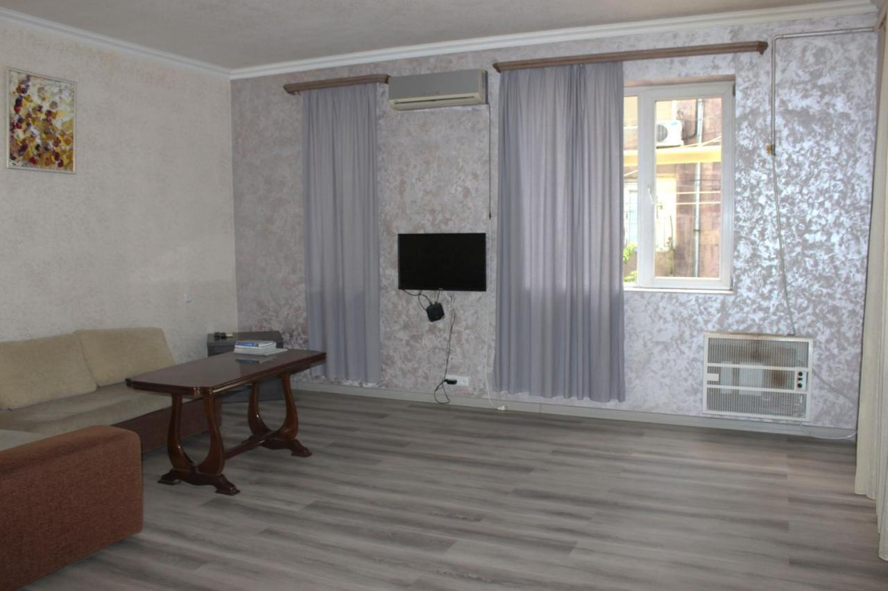 Holiday Home On Aygestan 11 Yerevan Room photo