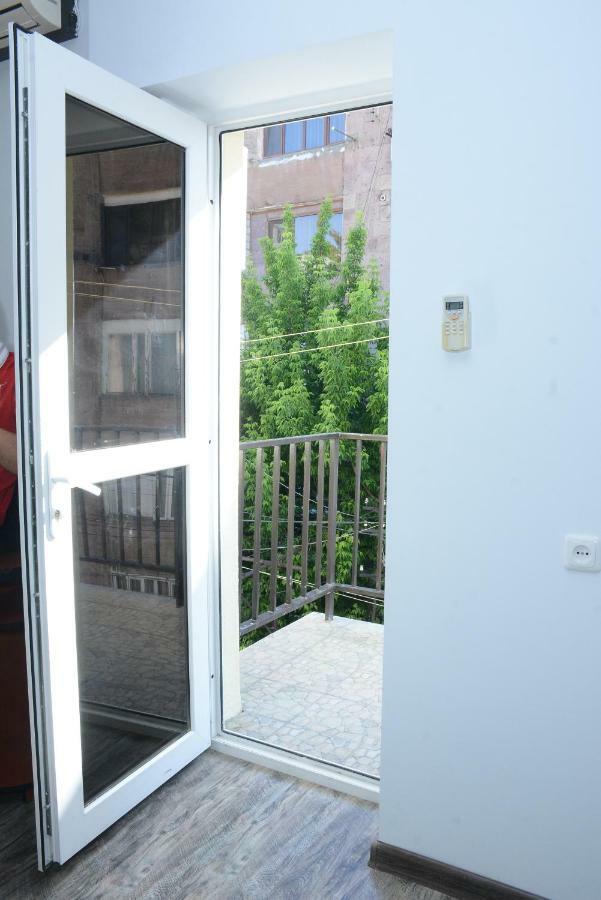 Holiday Home On Aygestan 11 Yerevan Exterior photo