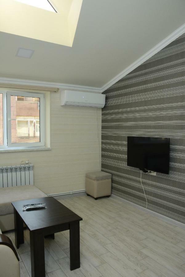 Holiday Home On Aygestan 11 Yerevan Exterior photo