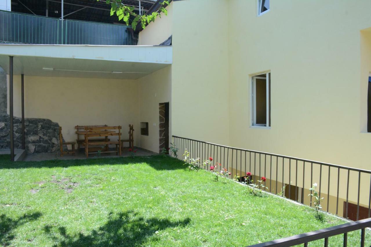 Holiday Home On Aygestan 11 Yerevan Exterior photo
